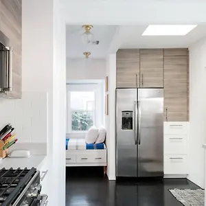 Holiday home The Exquisite Venice Bungalow With Garden, Los Angeles